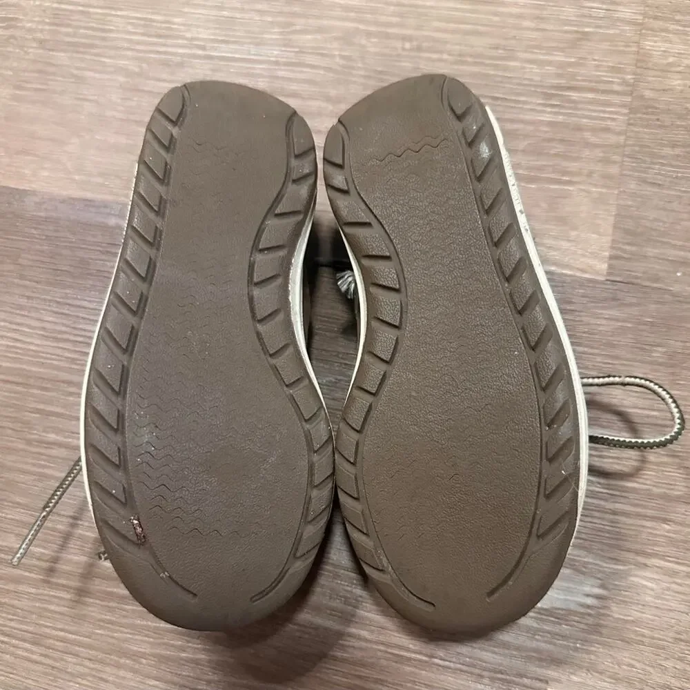 Brown olive green boat